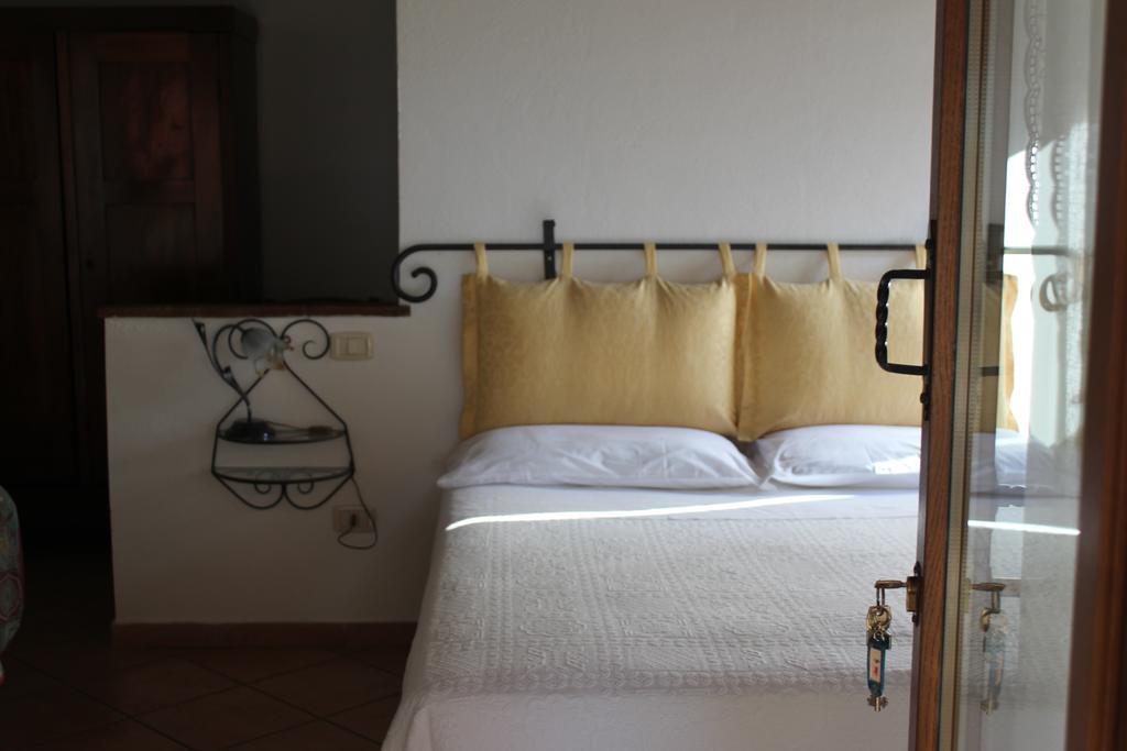 Agriturismo Il Poggiolo Montemerano Szoba fotó